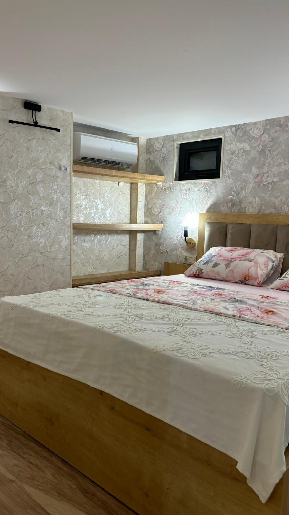 Made With Love Apartment Tiflis Exterior foto