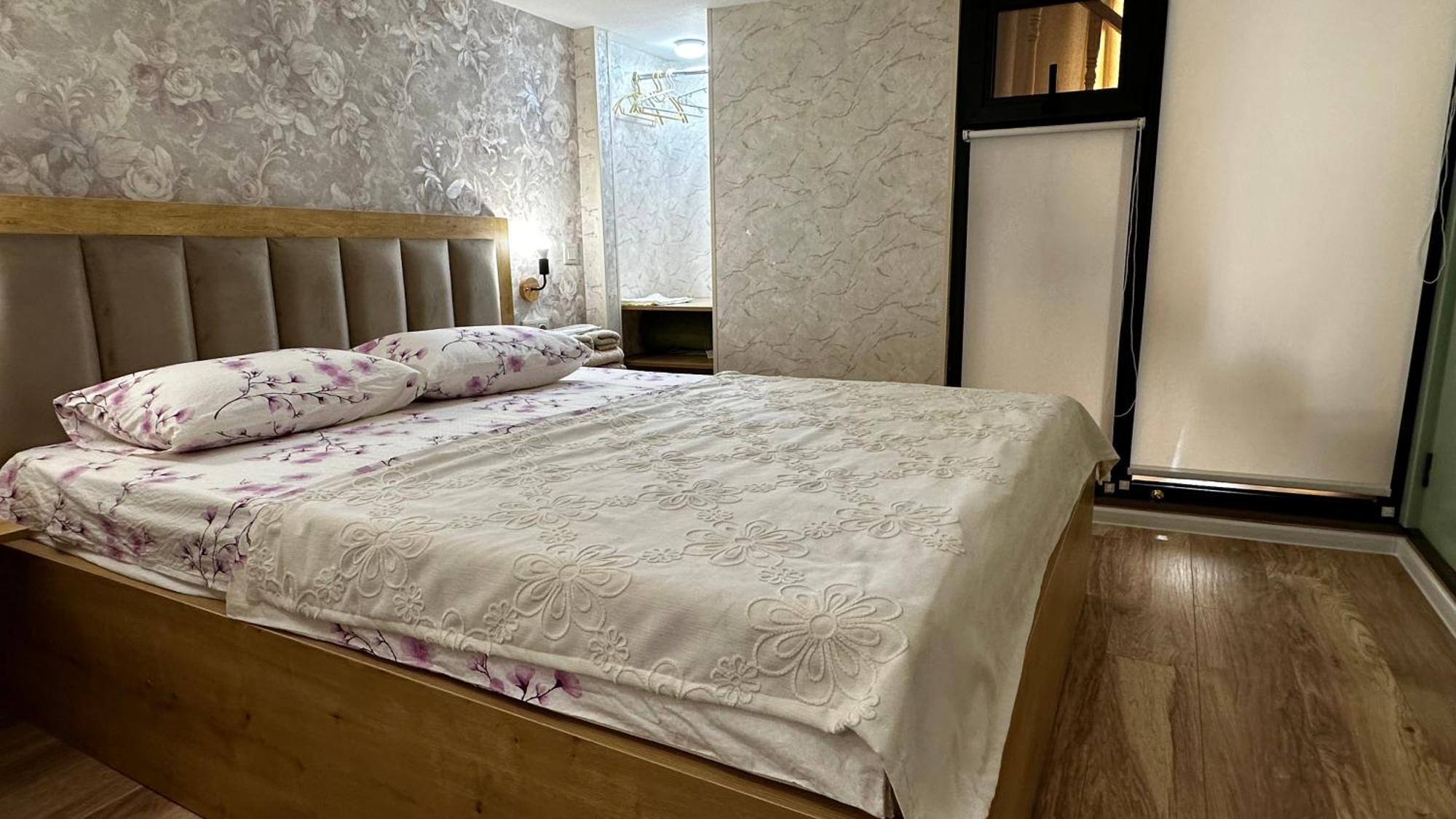 Made With Love Apartment Tiflis Exterior foto