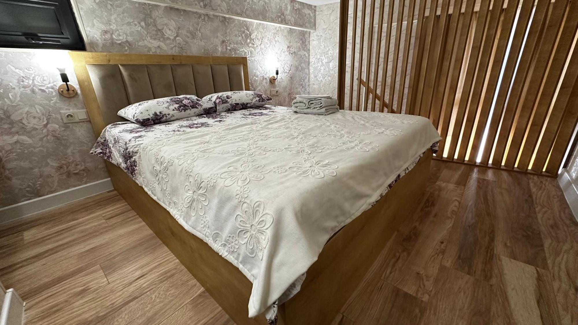 Made With Love Apartment Tiflis Exterior foto